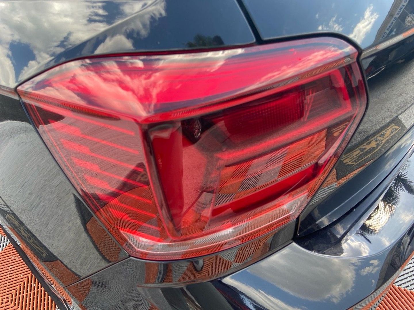VOLKSWAGEN POLO - 1.0 TSI 95 DSG7 ACTIVE
