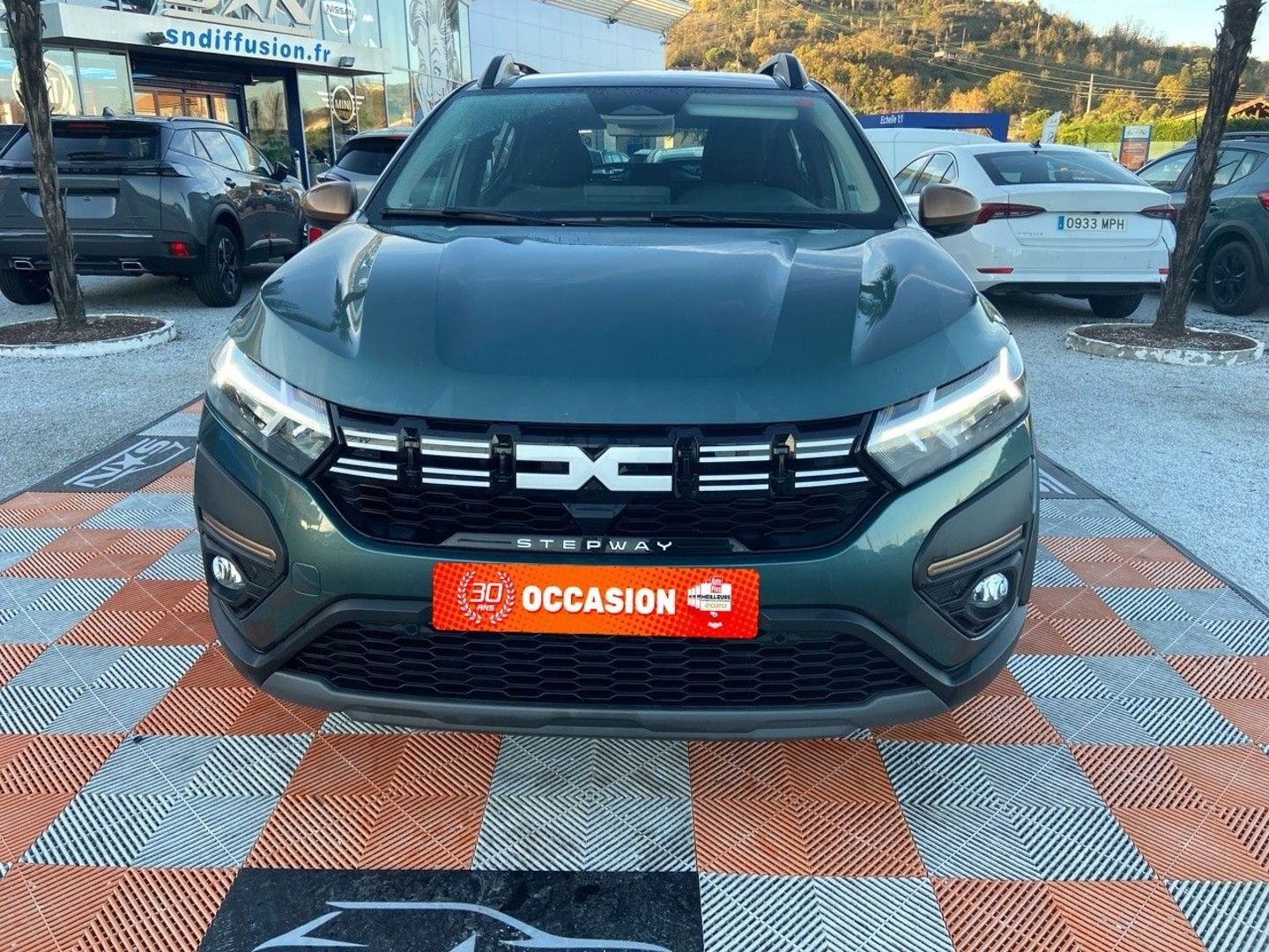 DACIA SANDERO - ECO-G 100 BV6 STEPWAY EXTREME + GPS Caméra JA 16"