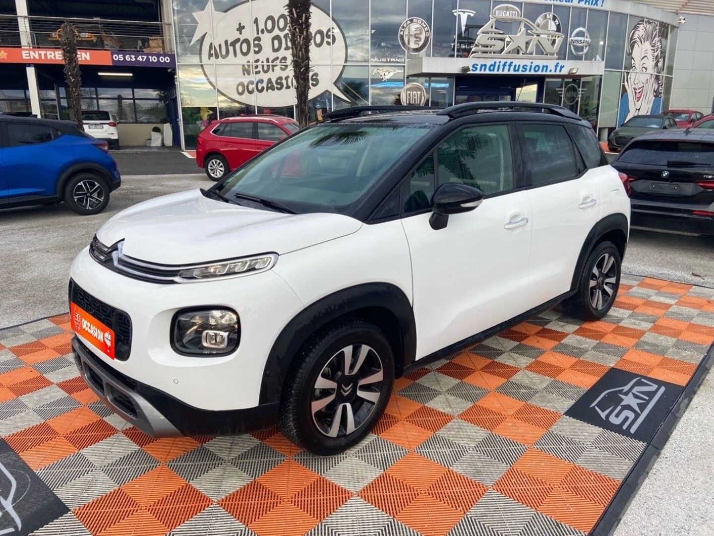 CITROEN C3 AIRCROSS - 1.2 PURETECH 110 EAT6 SHINE Park Assist Caméra Toit Noir
