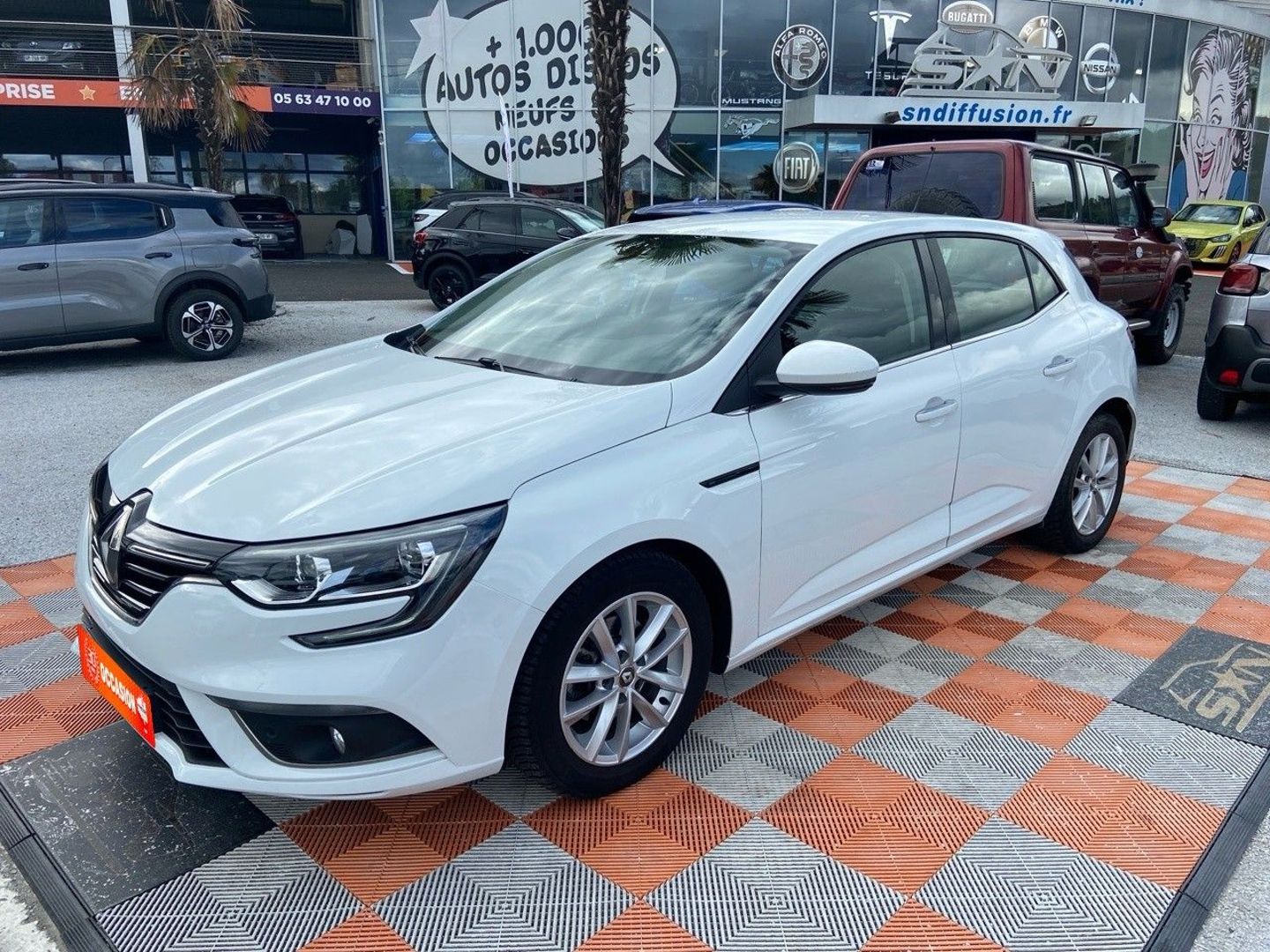 RENAULT MEGANE SOCIETE - Blue DCi 95 BV6 ZEN GPS JA 16" 2PL 9000 HT