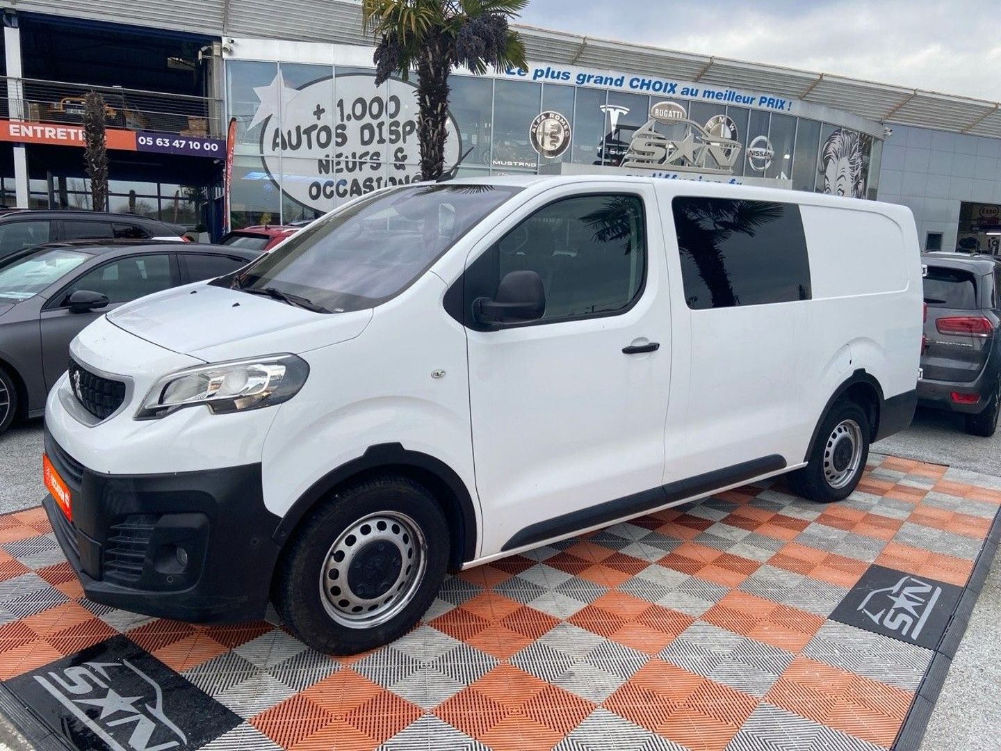 PEUGEOT EXPERT CABINE APPRONDIE - LONG 2.0 BlueHDi 120 BV6 PREMIUM Caméra Ecran Grip 6 Places 18200HT