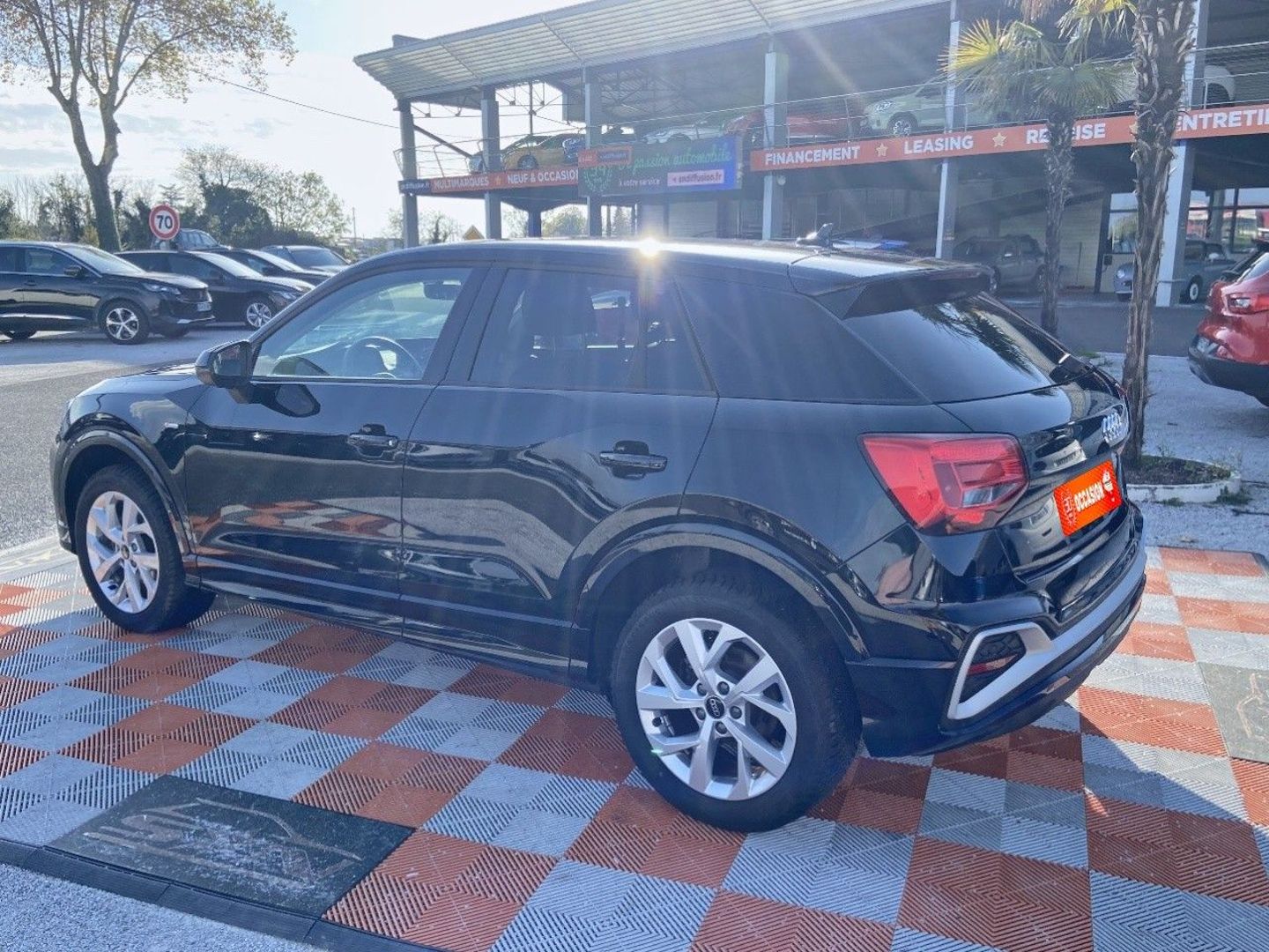 AUDI Q2 - 35 TFSI 150 S-TRONIC S-LINE Ext GPS Caméra Hayon Keyless