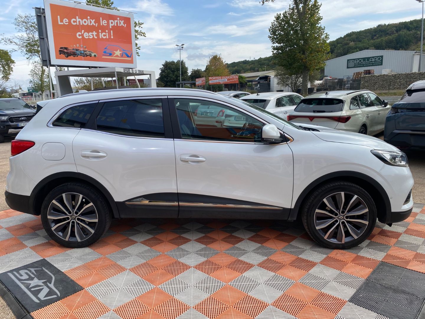 RENAULT KADJAR - BlueDCi 115 BV6 INTENS TOIT PANO