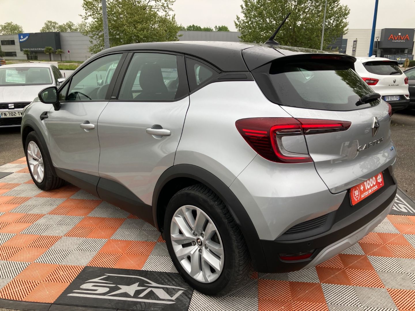 RENAULT CAPTUR - 1.6 E-TECH 145 BUSINESS GPS Caméra Clim Auto