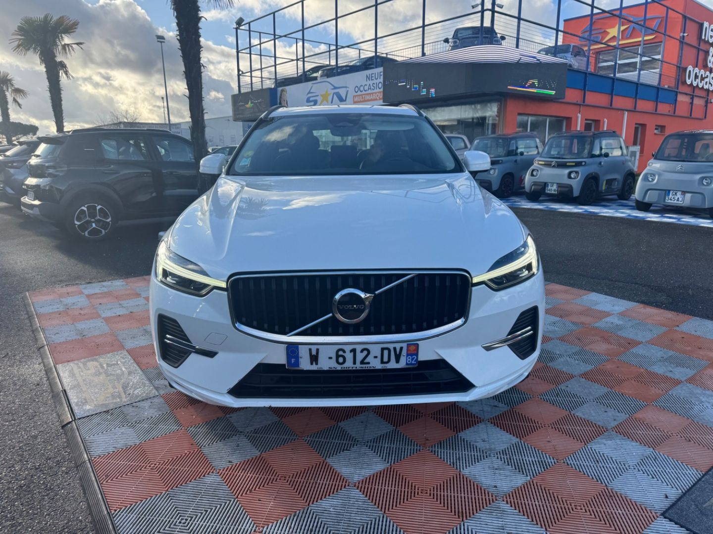 VOLVO XC 60 - 2.0 B4 197 GEARTRONIC 8 START CUIR GPS CAMÉRA 1°MAIN (2022)