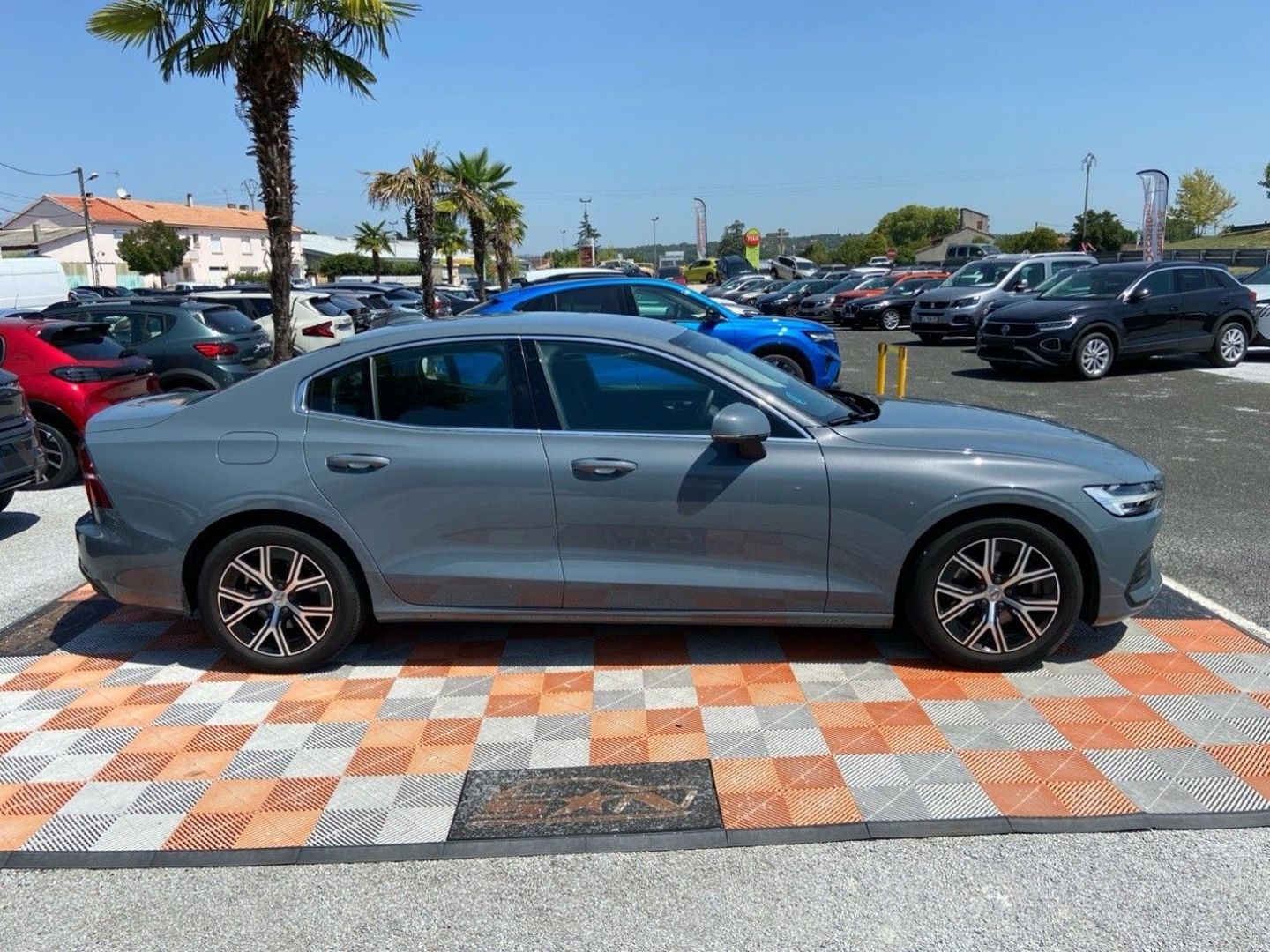 VOLVO S60 - B4 197 MHEV BVA CORE + GPS Caméra