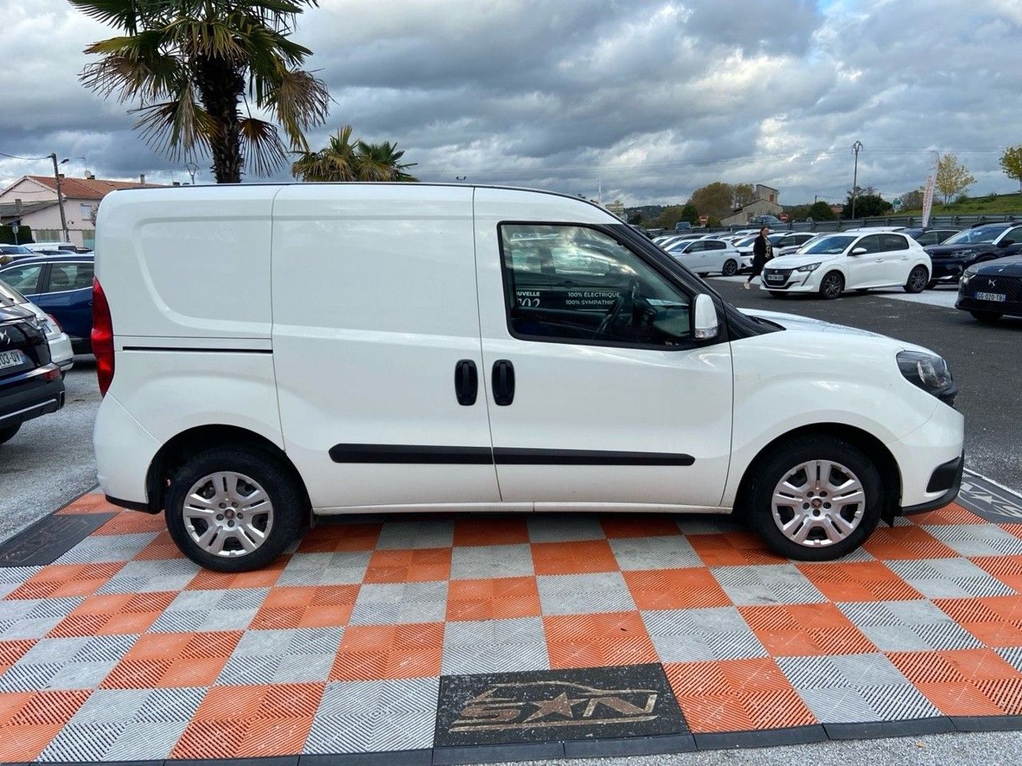 FIAT DOBLO CARGO - 1.6 D Multijet 105 PACK PRO 3PL 10790HT