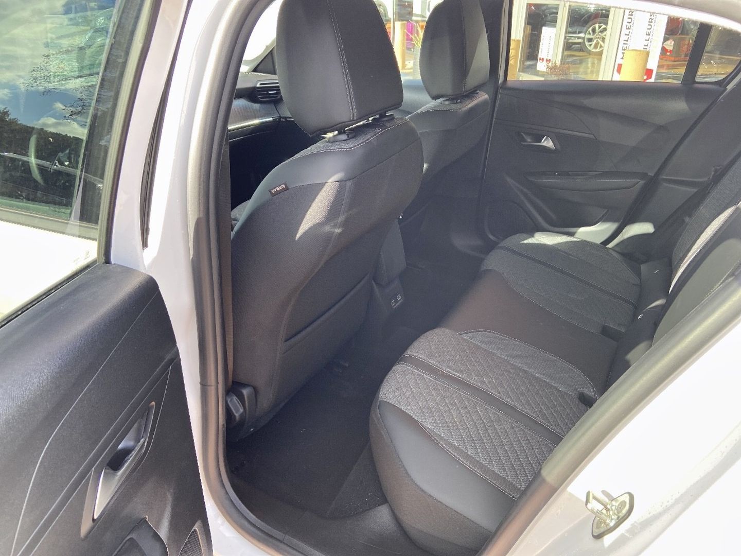 PEUGEOT 208 - 100 BV6 ALLURE Radars AV-AR Ecran 10"