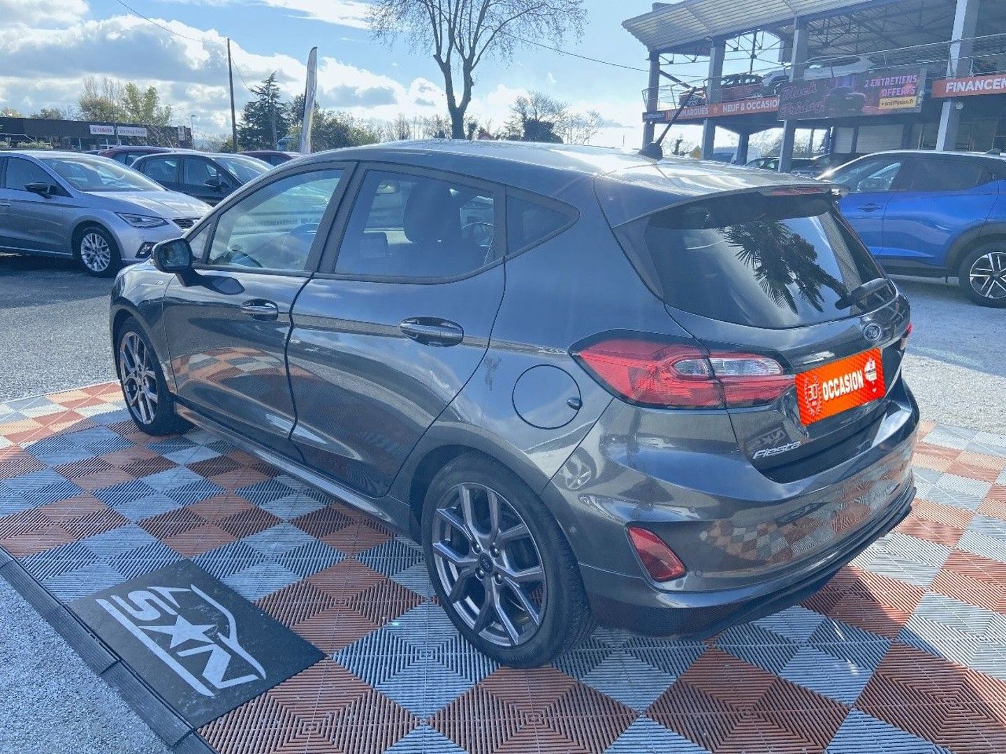 FORD FIESTA - 1.0 95 BV6 FLEXFUEL ETHANOL ST-LINE Caméra JA 17" 1° main