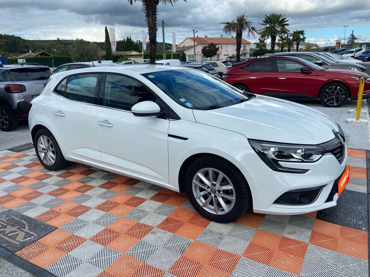 RENAULT MEGANE SOCIETE - Blue DCi 95 BV6 ZEN GPS JA 16" 2PL 9000 HT