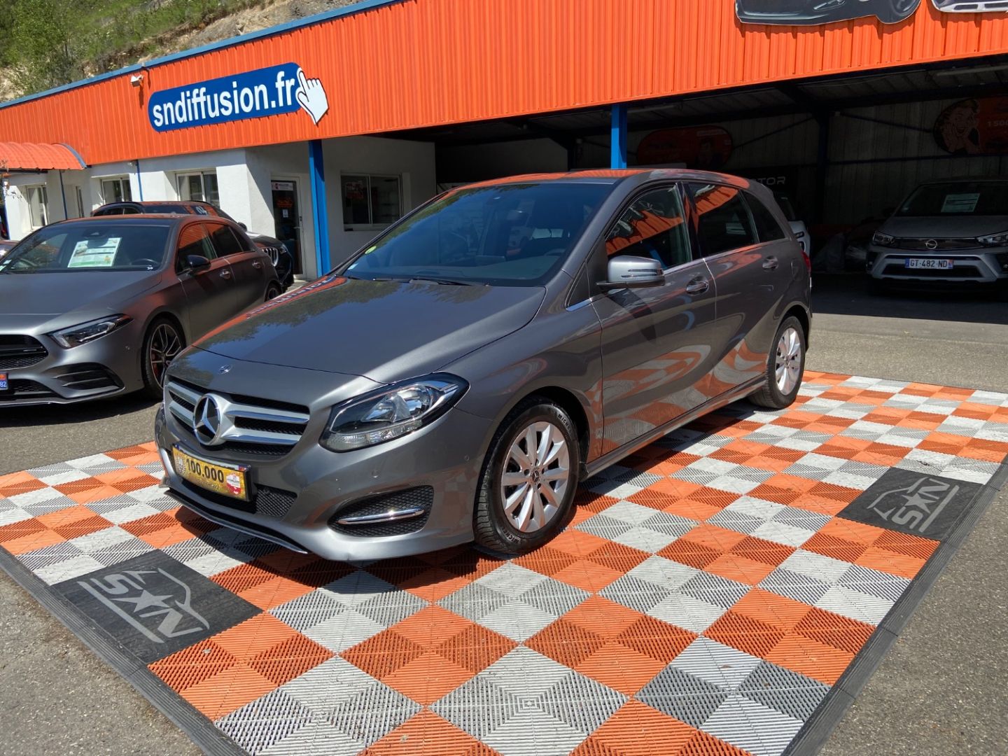 MERCEDES-BENZ CLASSE B - 200D 7G-DCT 136 INSPIRATION GPS Camera