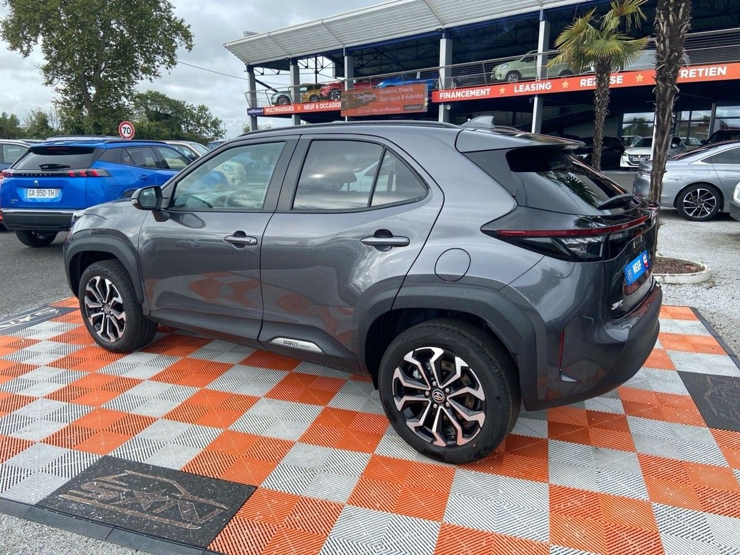TOYOTA YARIS CROSS - 1.5 HYBRIDE 130 DESIGN PACK HIVER ET SECURITE 2WD