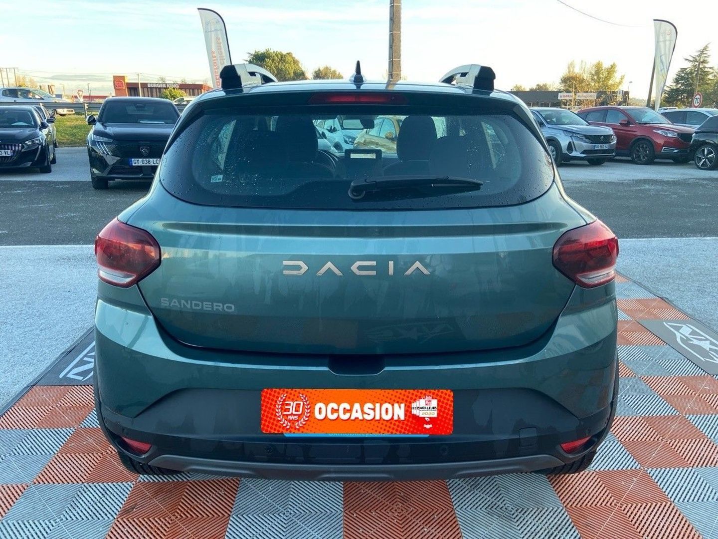 DACIA SANDERO - ECO-G 100 BV6 STEPWAY EXTREME + GPS Caméra JA 16"