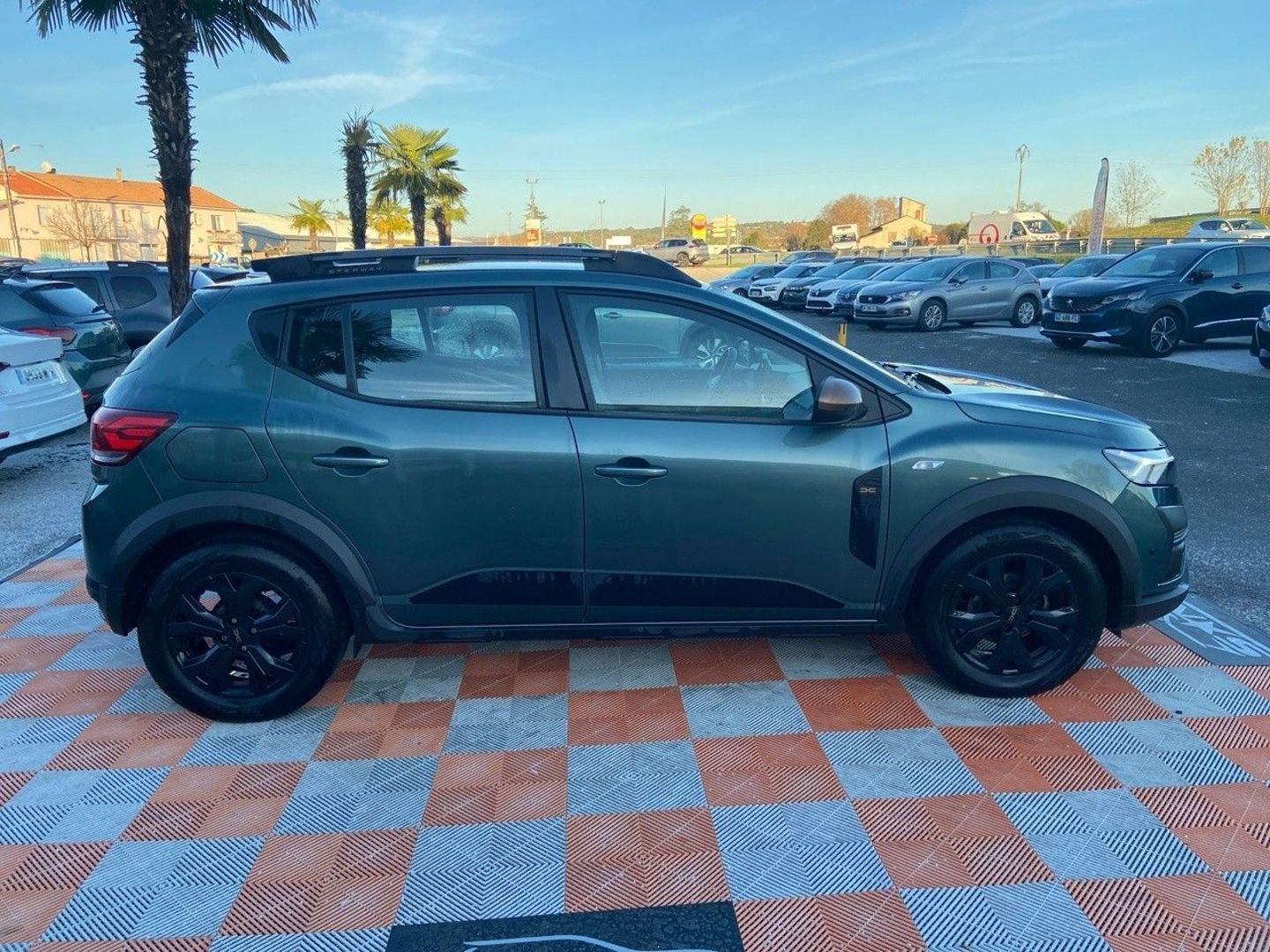 DACIA SANDERO - ECO-G 100 BV6 STEPWAY EXTREME + GPS Caméra JA 16"