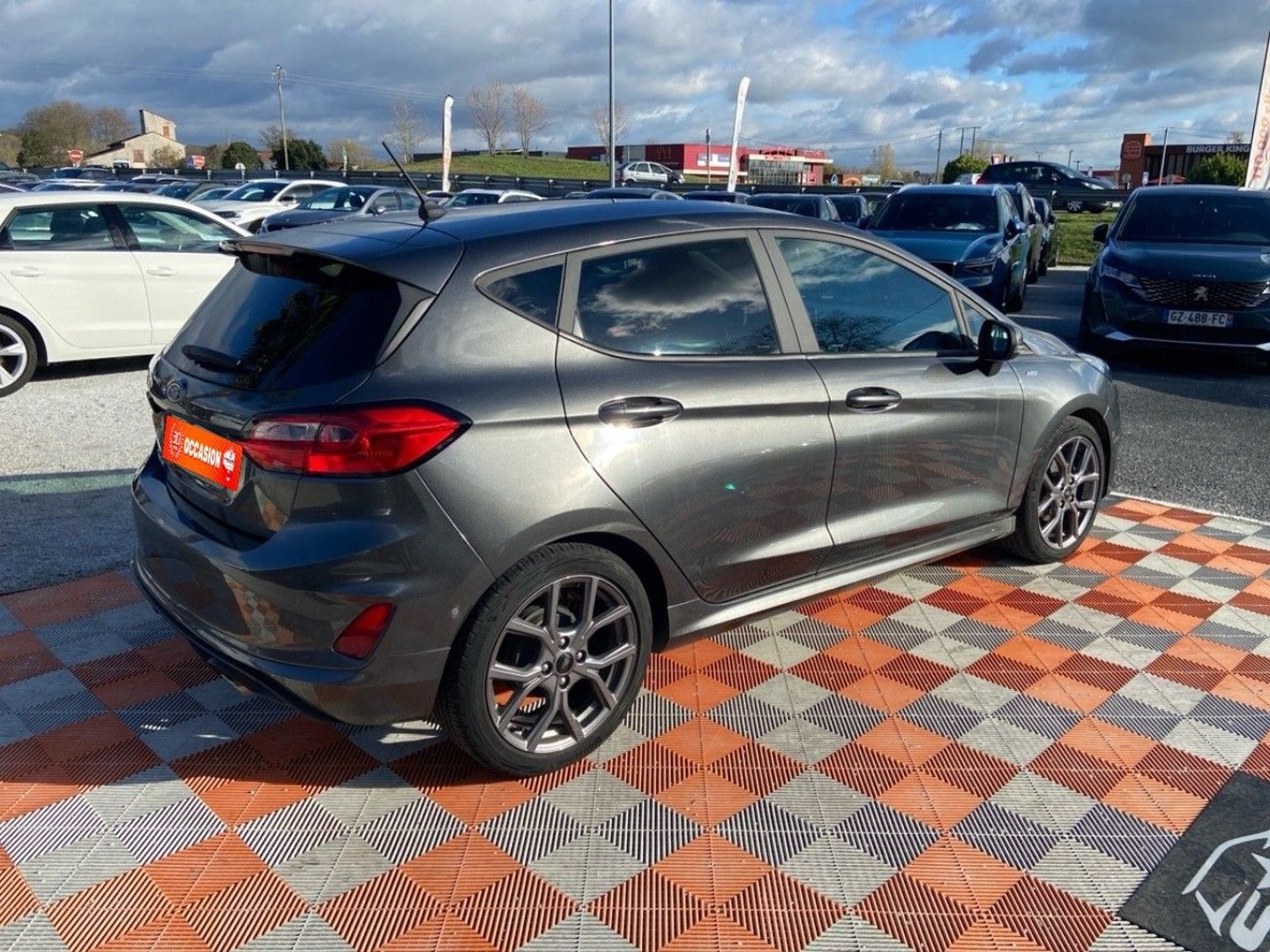 FORD FIESTA - 1.0 95 BV6 FLEXFUEL ETHANOL ST-LINE Caméra JA 17" 1° main