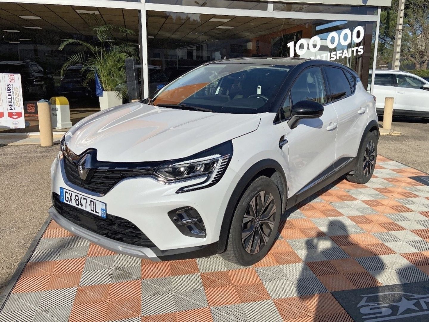 RENAULT CAPTUR - TCe 90 BV6 TECHNO GPS 9.3" Caméra