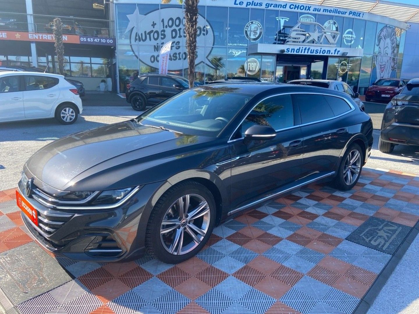 VOLKSWAGEN ARTEON SHOOTINGBRAKE - 2.0 TDI 200 DSG R-LNE GPS JA 18" (2023)