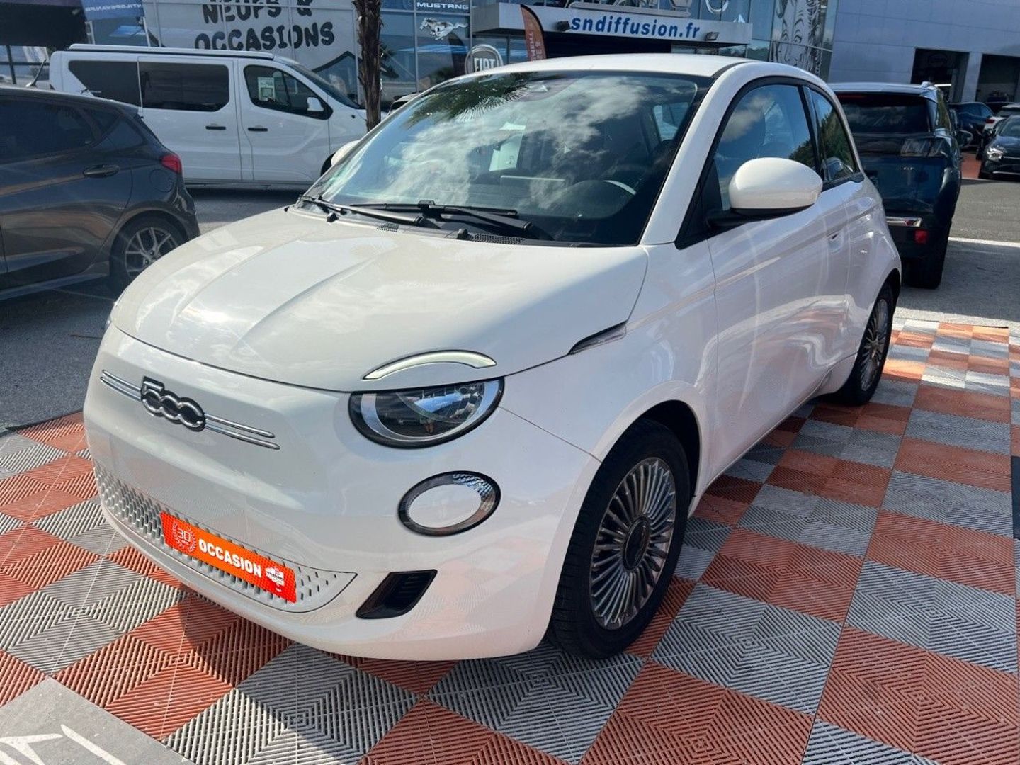 FIAT 500 e - Electrique 118 NOUVELLE 500 Batterie 42kWh JA 16"