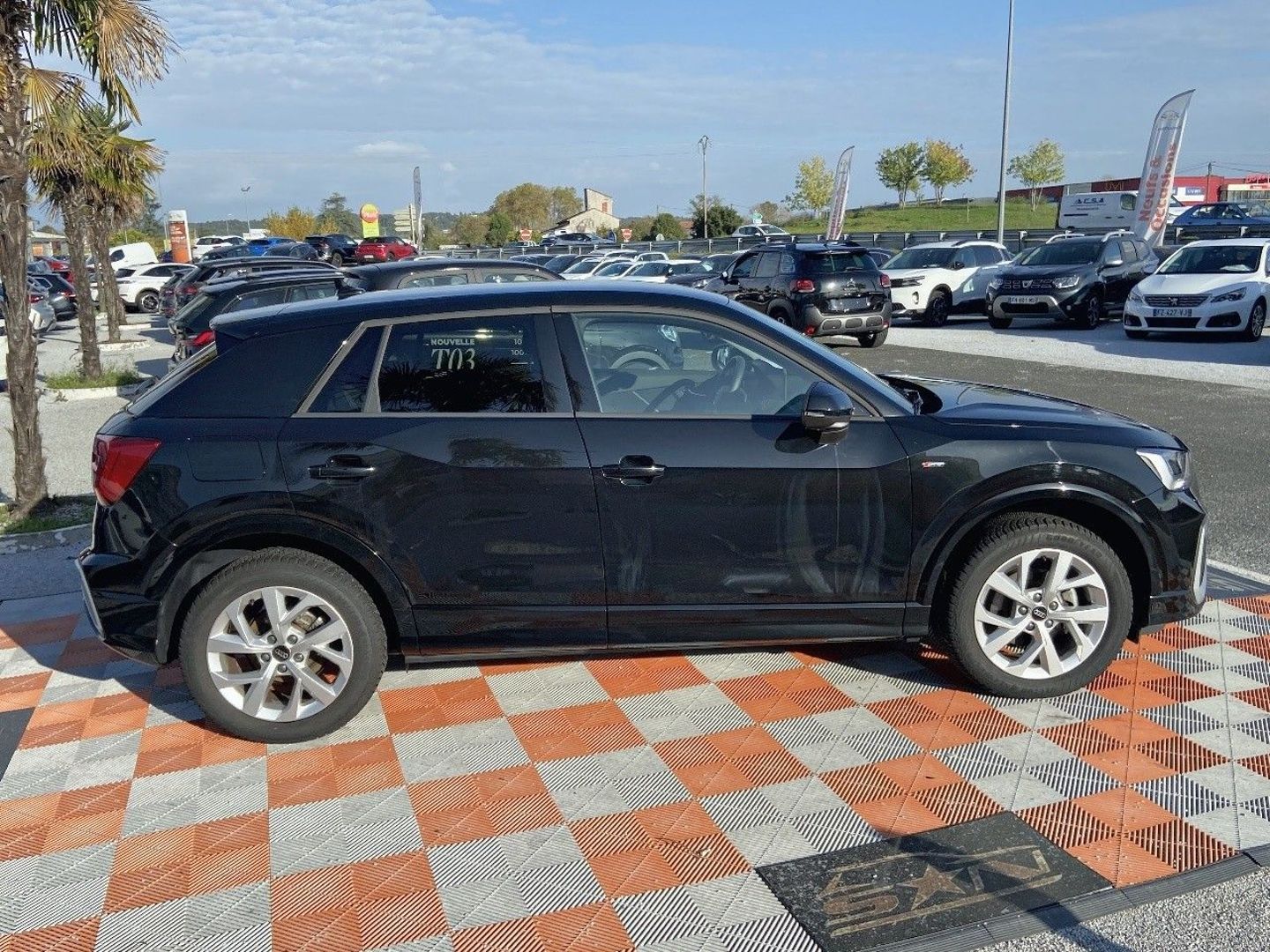 AUDI Q2 - 35 TFSI 150 S-TRONIC S-LINE Ext GPS Caméra Hayon Keyless