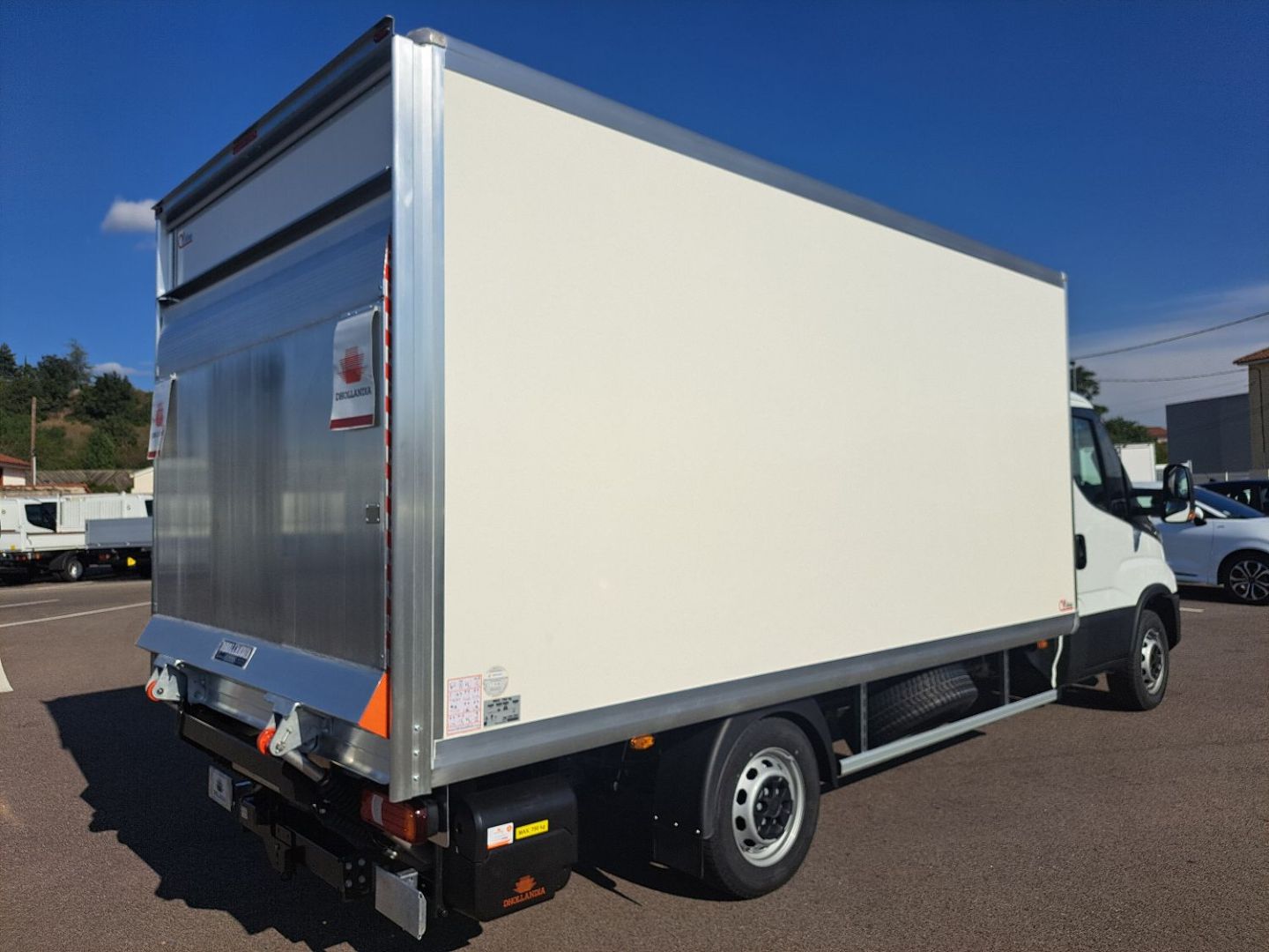 IVECO DAILY - 35S18 A8 CAISSE HAYON