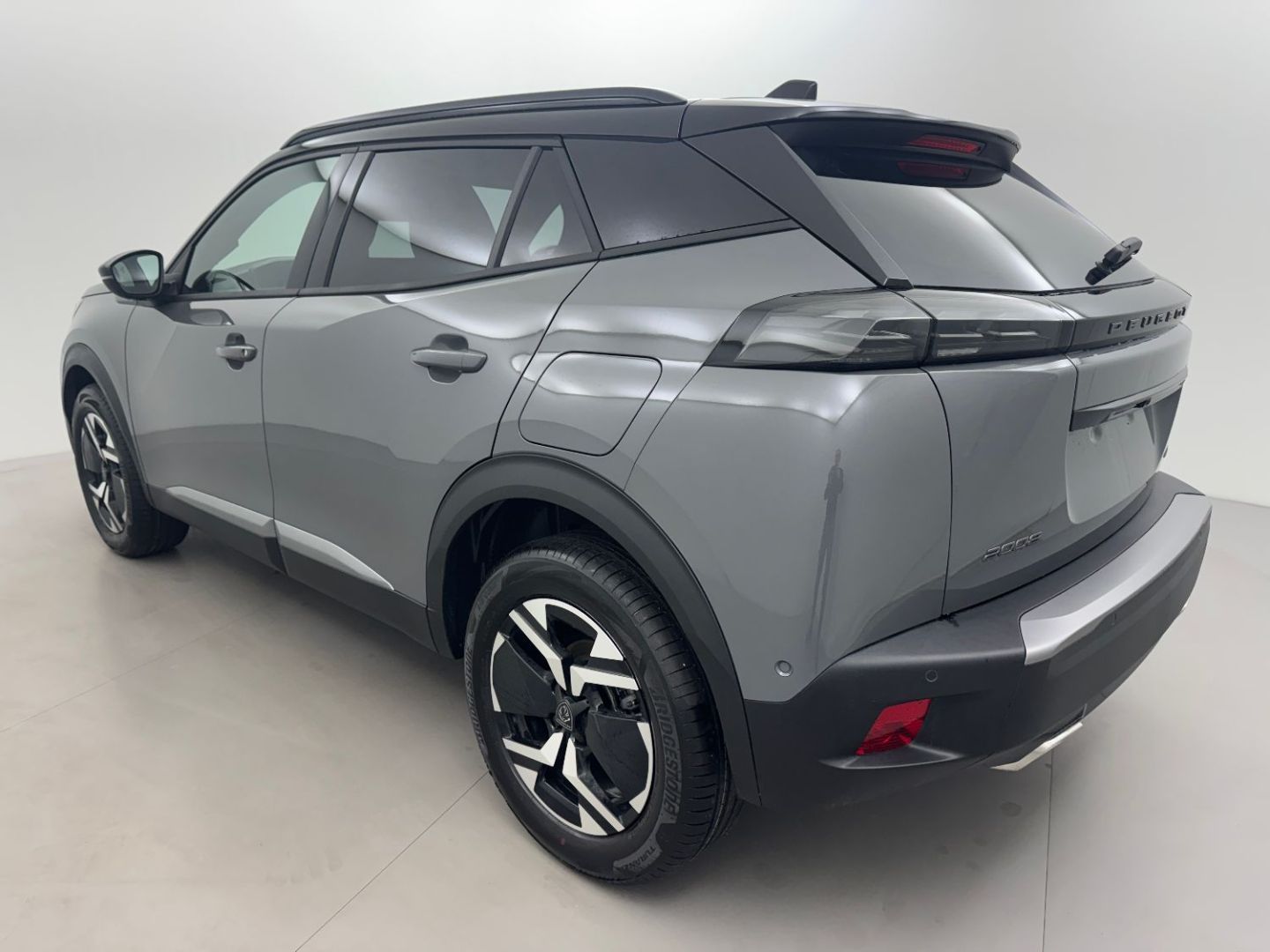 PEUGEOT 2008 - 1.2 Hybrid 145 GT e-DCS6 + Pack Vision/Assist