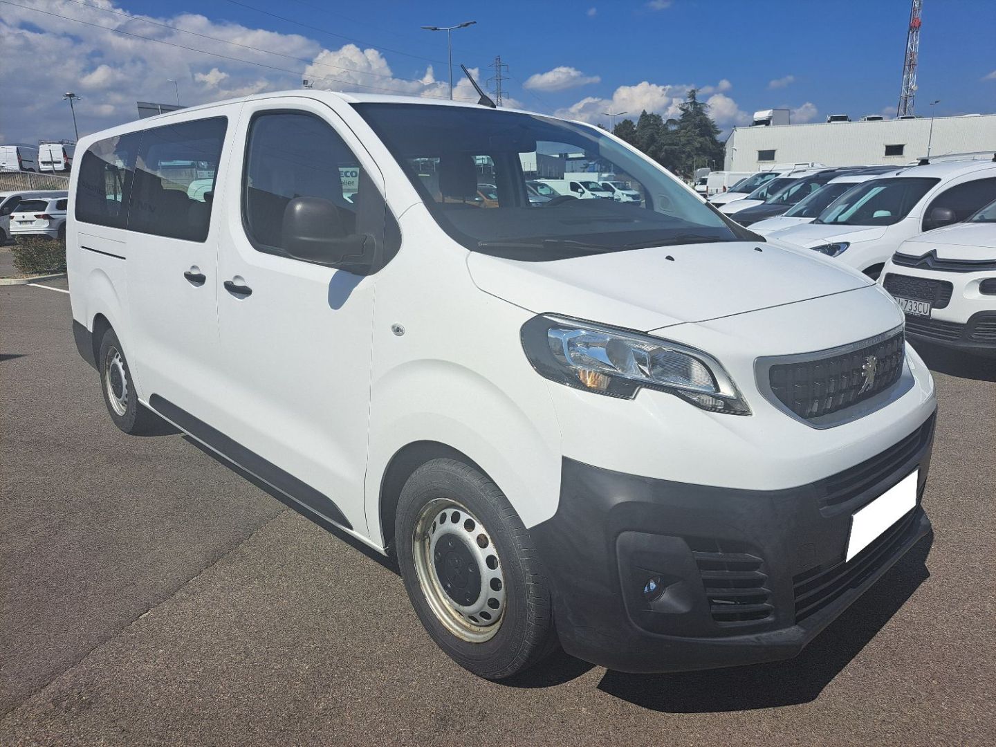 PEUGEOT EXPERT COMBI Long 2.0 BlueHDi 150 8PL