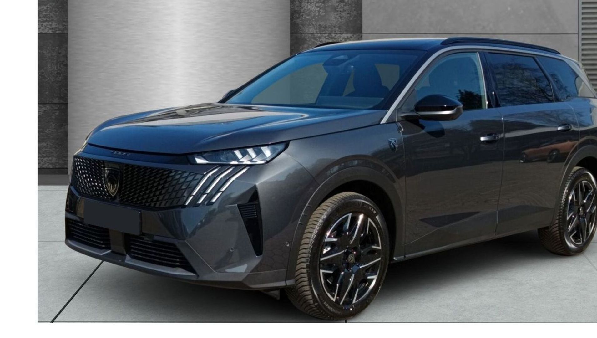 PEUGEOT 5008 - HYBRID 145 E-DCS6 GT (2025)