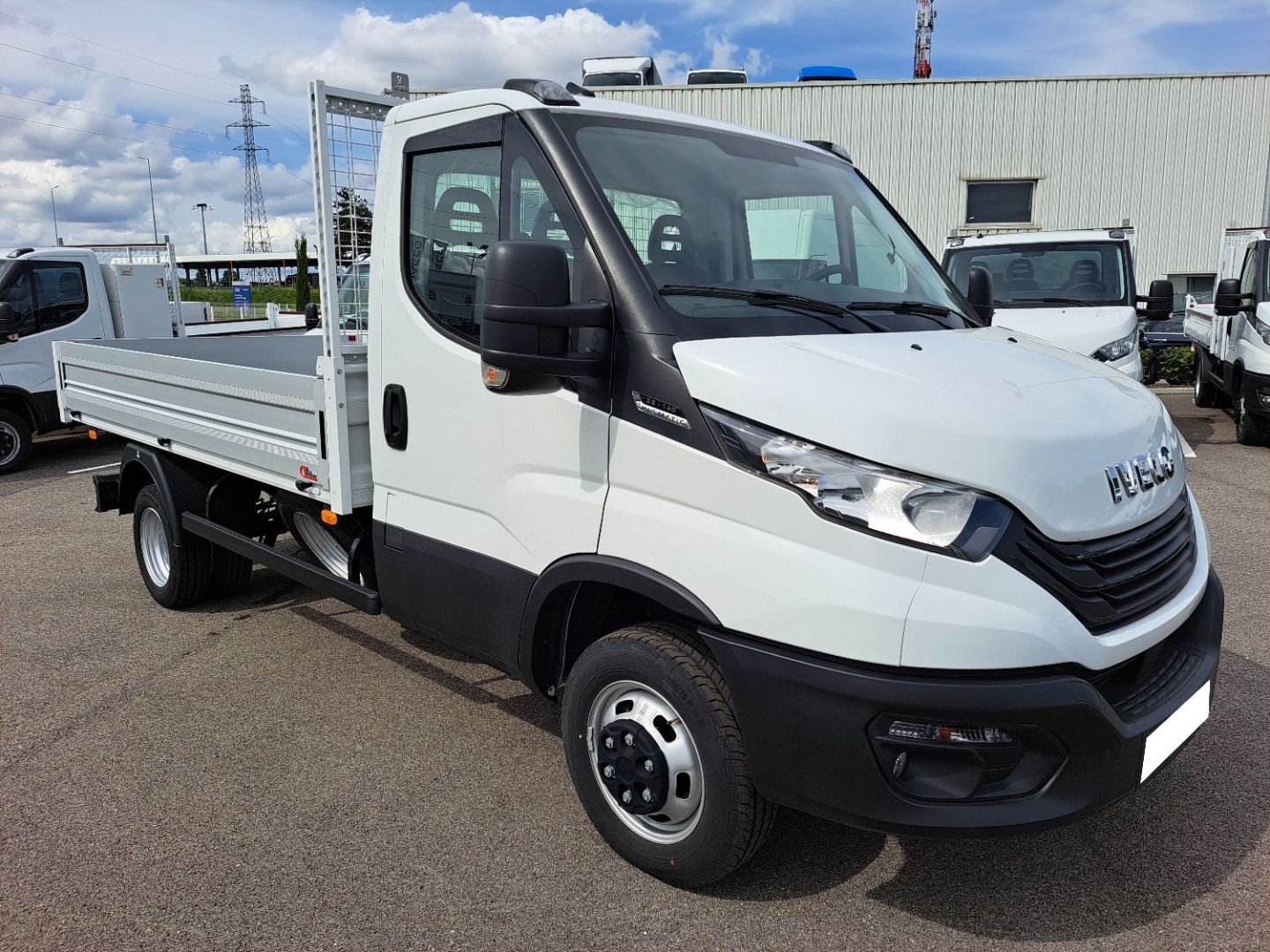 IVECO DAILY - 35C14 A8 PLATEAU (2024)