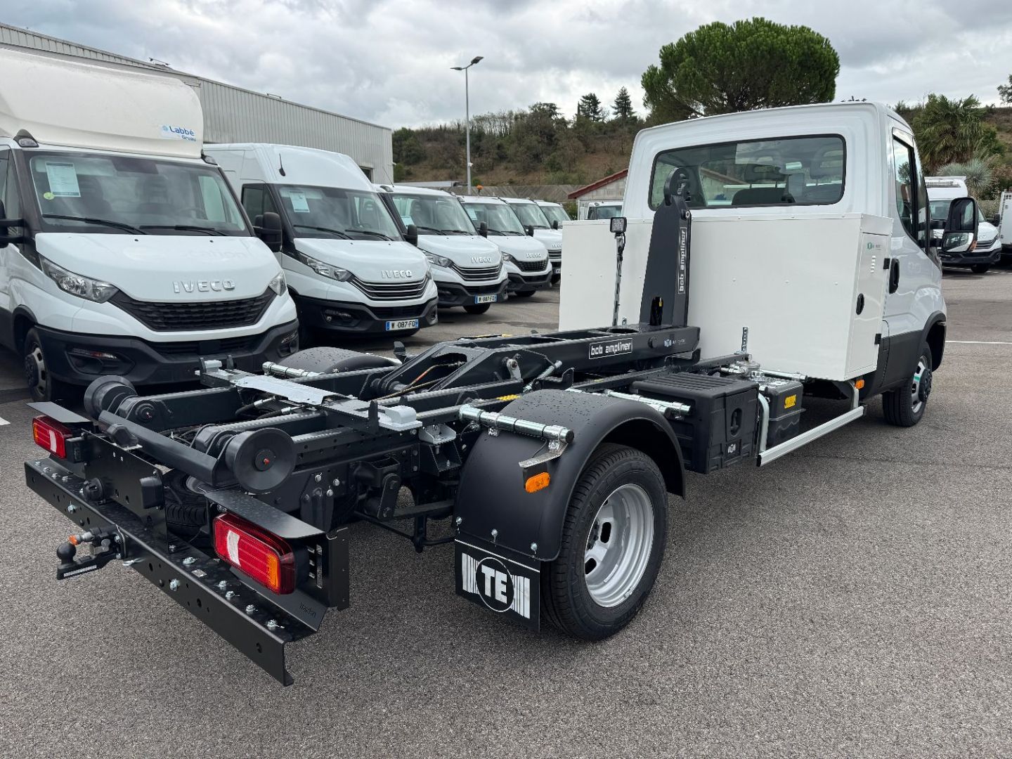 IVECO DAILY POLYBENNE - 35C16 160CV 3L COFFRE BOB AMPLINER