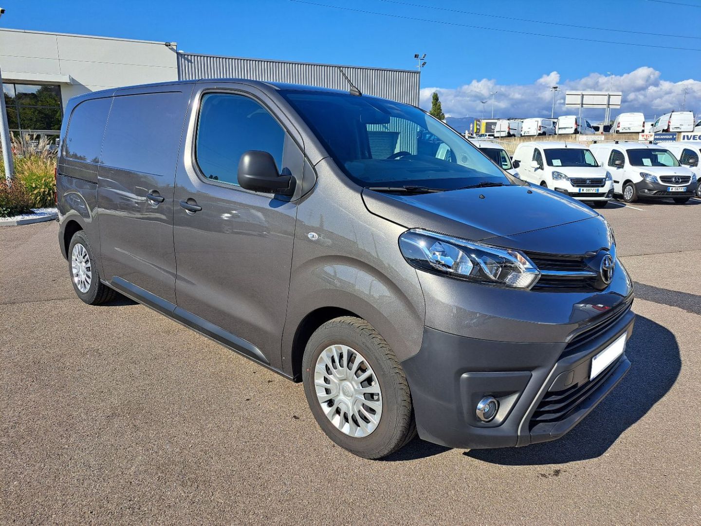 TOYOTA PROACE FOURGON - MEDIUM 1.5L 120 D-4D BUSINESS (2023)