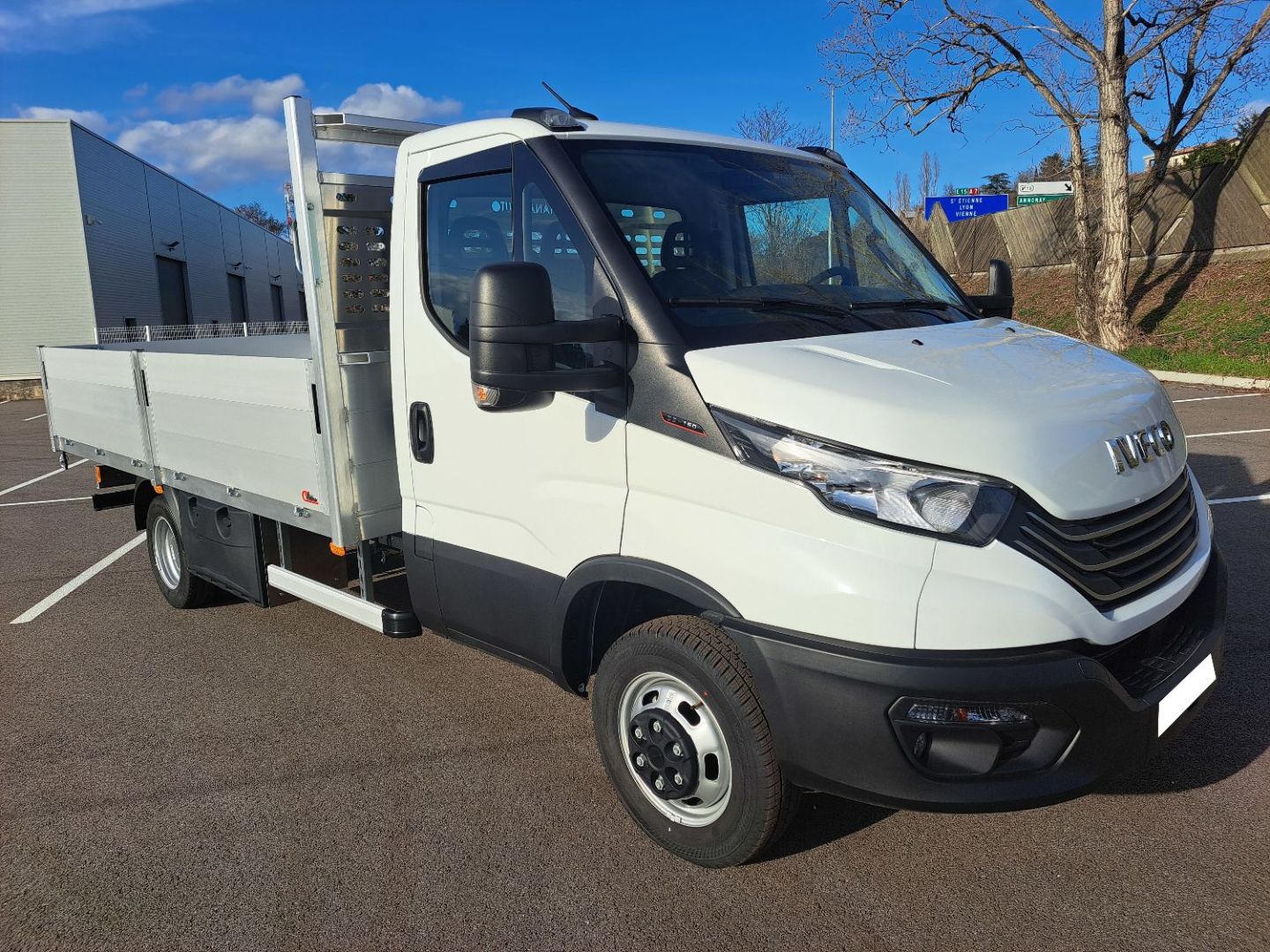 IVECO DAILY 35C16 PLATEAU 4100 MM