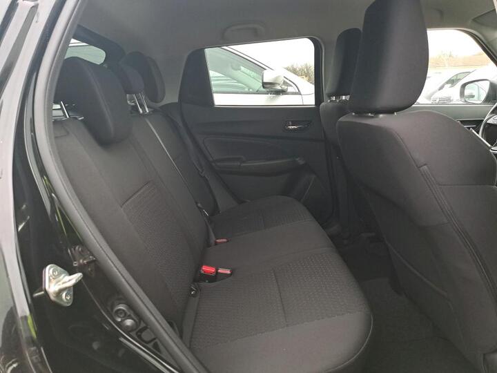 SUZUKI SWIFT - 1.2 Dualjet Hybrid Pack