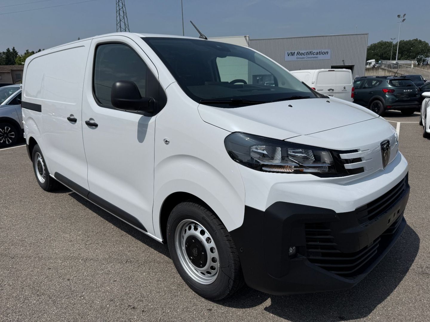 PEUGEOT EXPERT FOURGON - M 2.0 BLUEHDI 145 S&S EAT8 (2025)