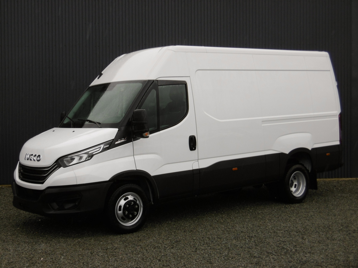 IVECO DAILY - TD 180 FOURGON 35C18 RJ EMPATTEMENT 3520L H2 (2021)