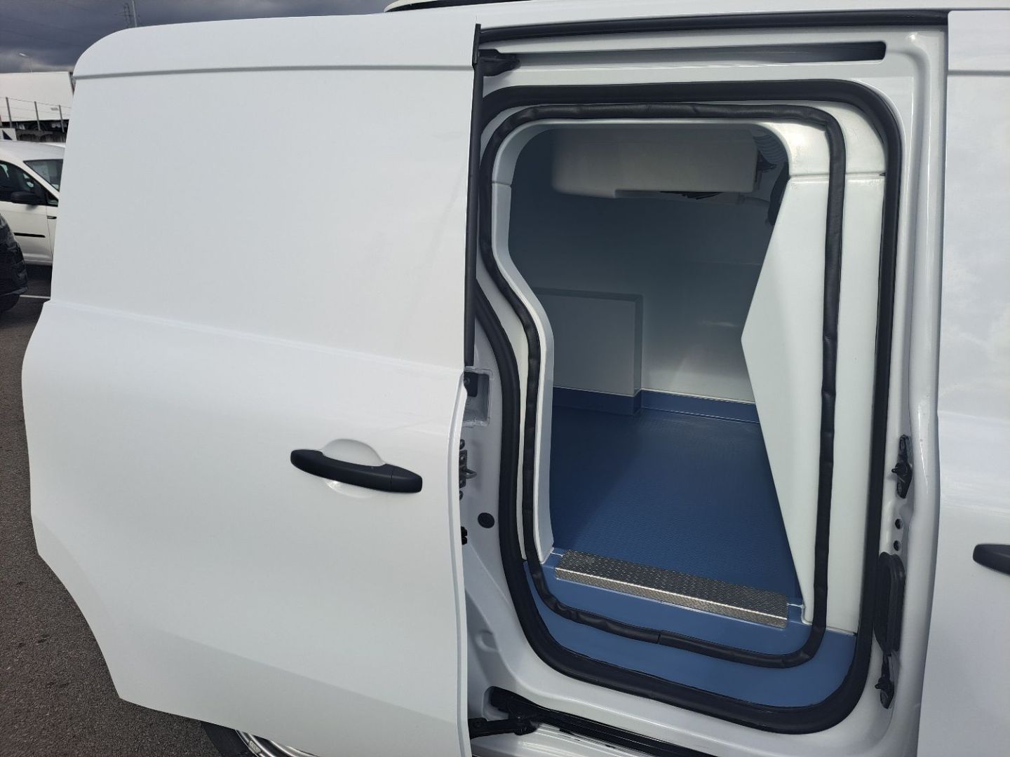 RENAULT KANGOO - 1.5 DCI 95 CV FRIGO