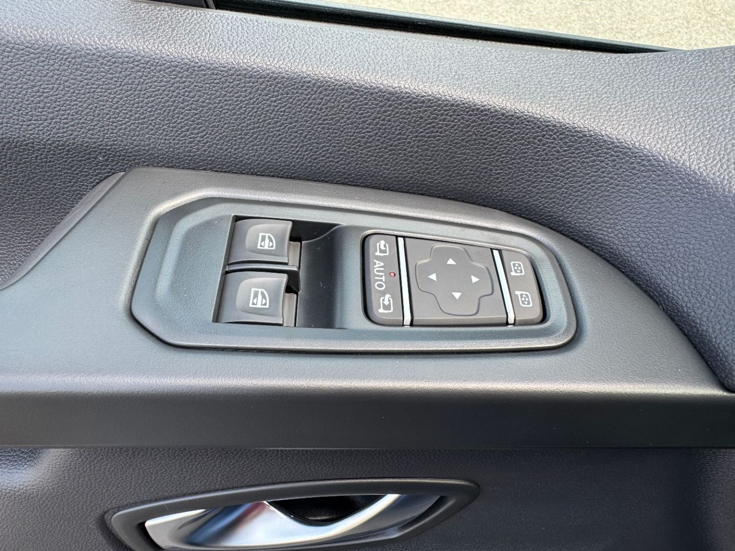 RENAULT TRAFIC FOURGON - L2H1 3T BLUE DCI 170 BVA9 EXCLUSIVE GSR2