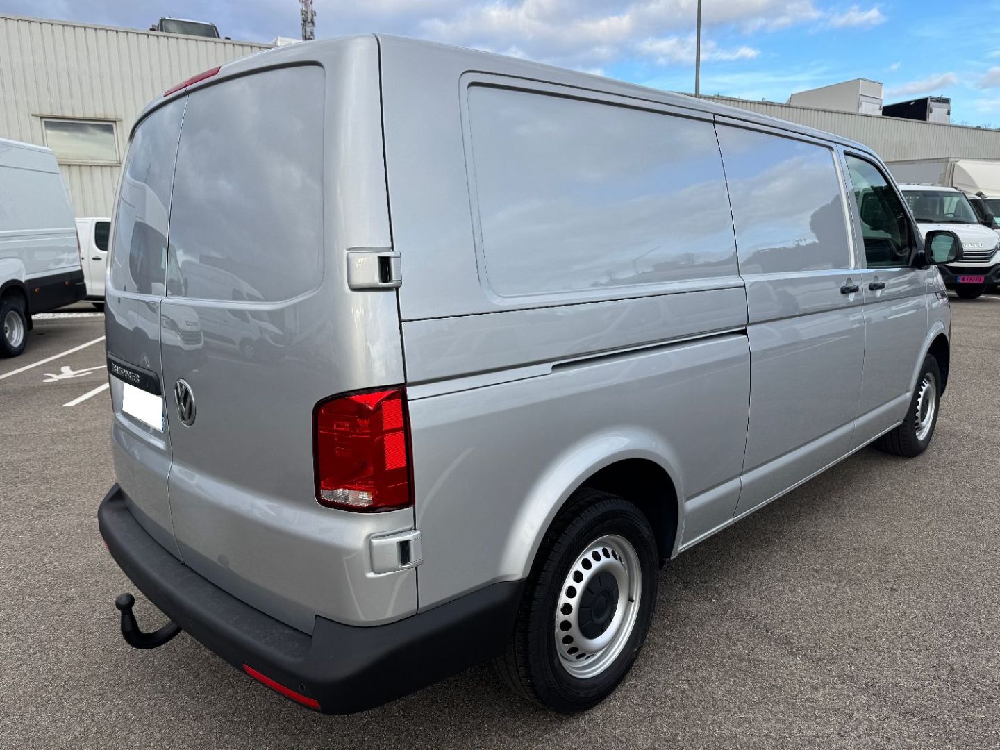 VOLKSWAGEN TRANSPORTER FOURGON - L2H1 2.0 TDI 150