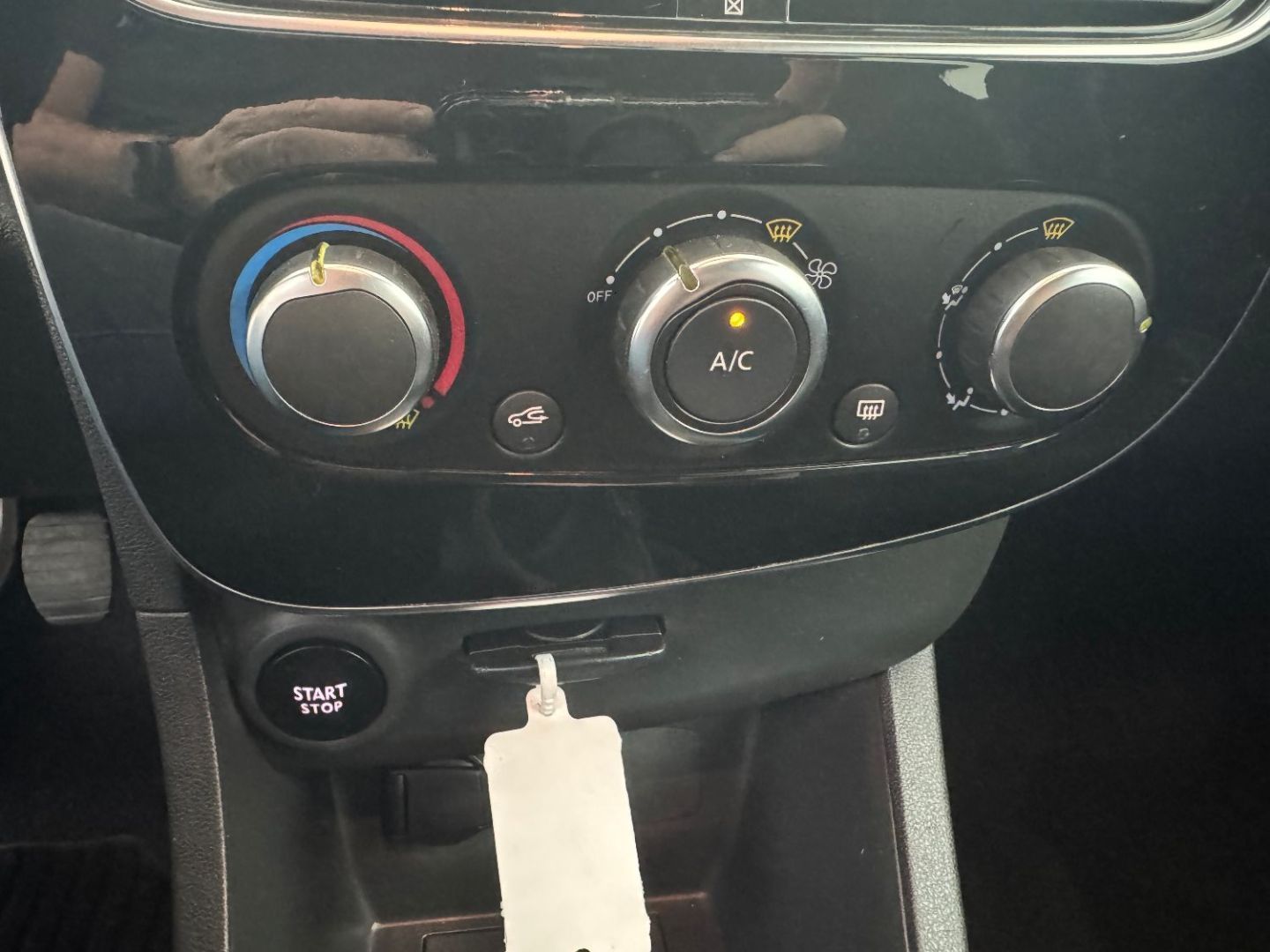 RENAULT CLIO IV ESTATE - ESTATE 0.9 TCe 90 ZEN