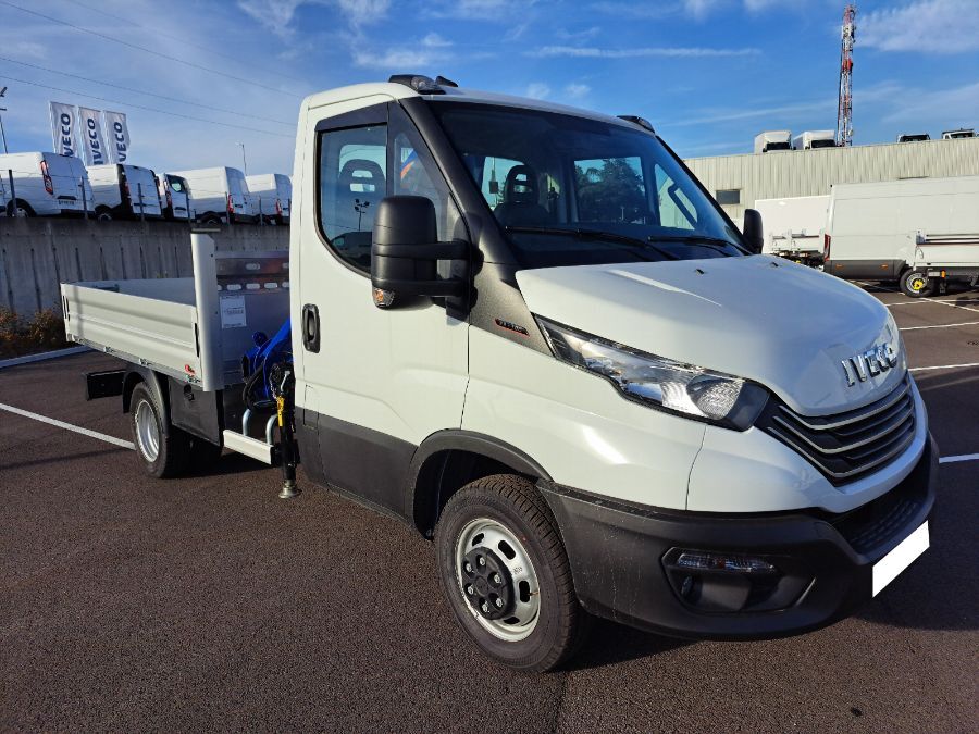 IVECO DAILY 35C18 GRUE PLATEAU 75000E HT