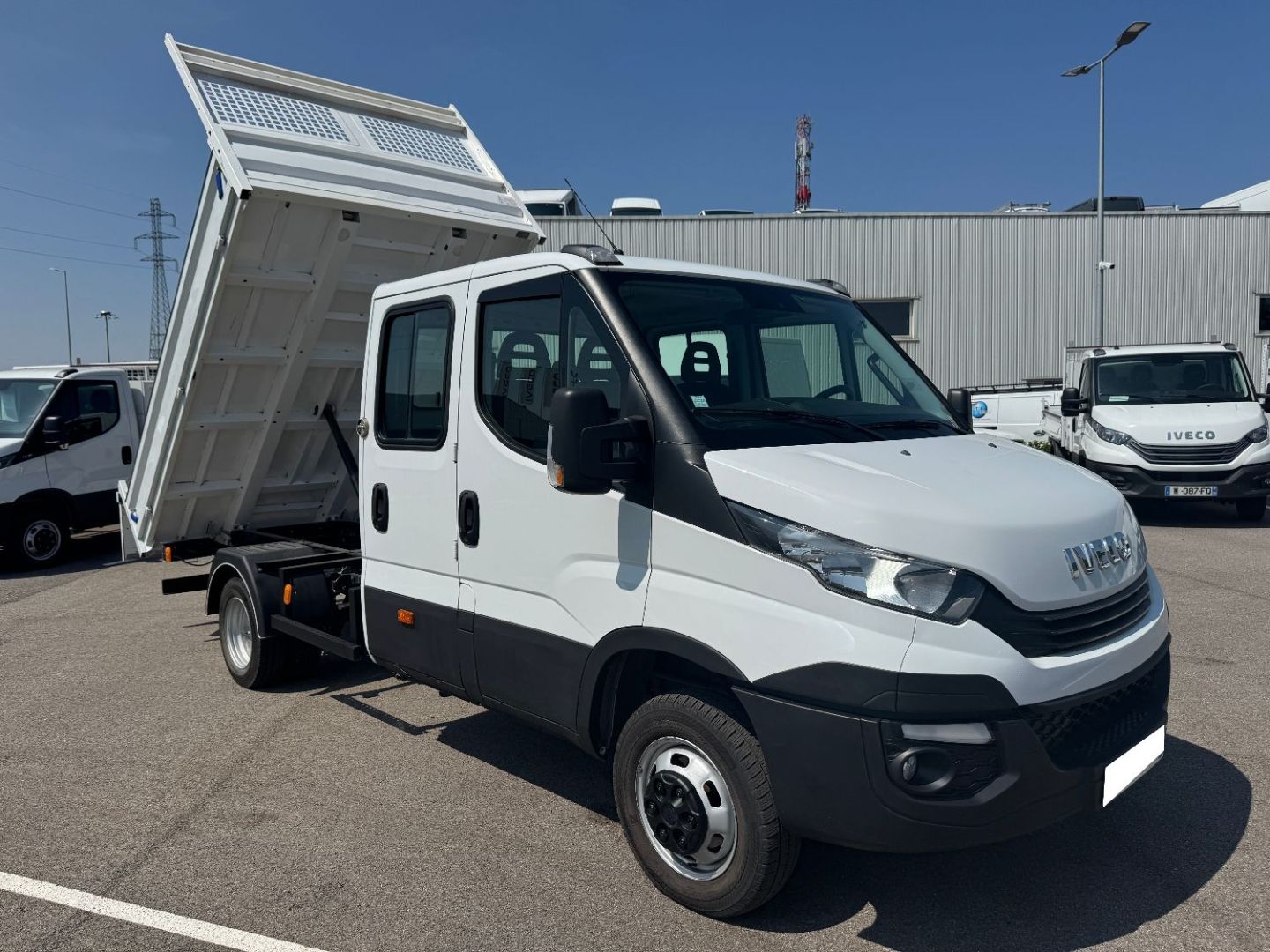 IVECO DAILY - 35C18 A8 BENNE 180CV 3L