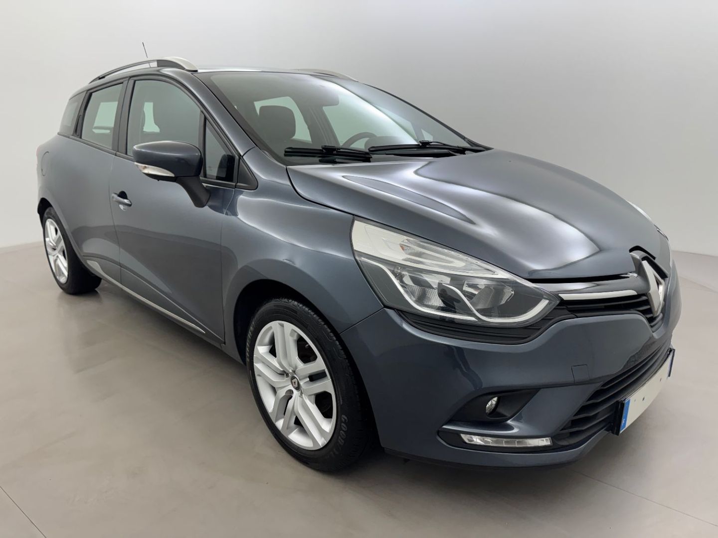 RENAULT CLIO IV ESTATE - ESTATE 0.9 TCe 90 ZEN