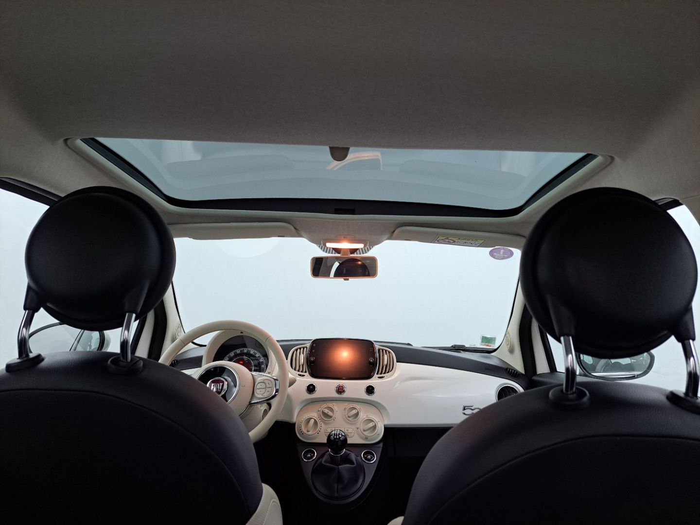 FIAT 500 - 1.0 HYBRIDE 70 DOLCEVITA