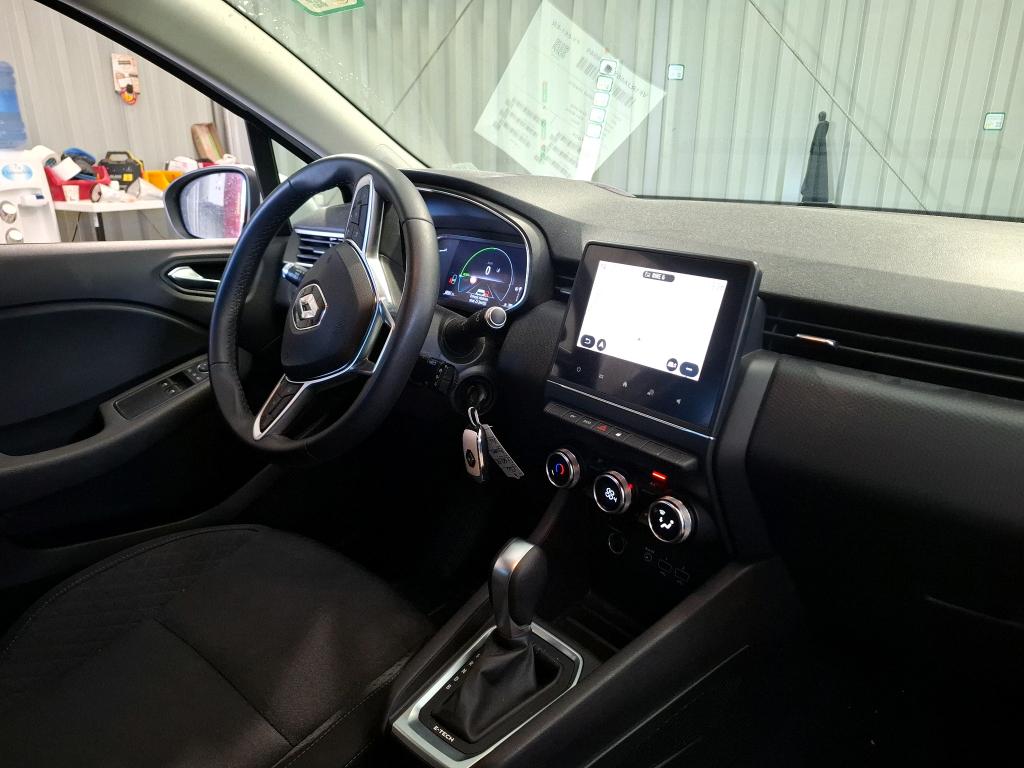 RENAULT CLIO V SOCIETE - 1.6 E-Tech 140 Business