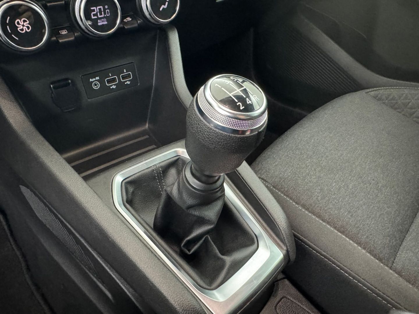 RENAULT CLIO V - 1.0 TCe 100 Zen