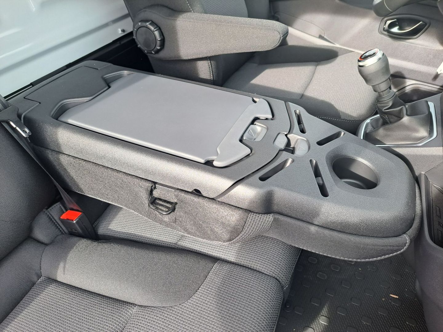 RENAULT TRAFIC FOURGON - L1H1 3T BLUE DCI 150 GSR2 RED EDITION PLUS