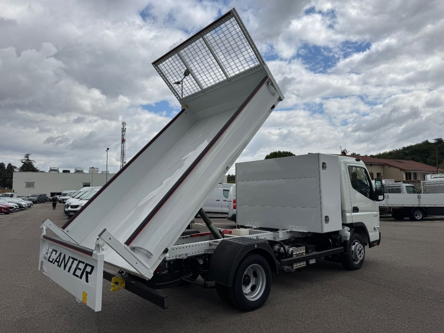 MITSUBISHI FUSO CANTER BENNE - 3C15 150CV 3L ACIER JPM 3M