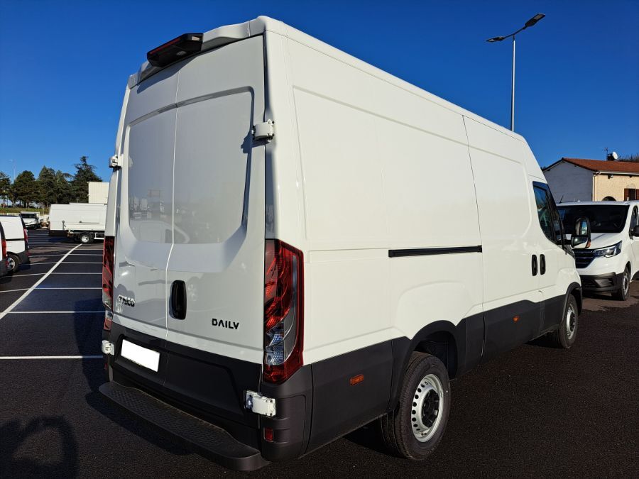IVECO DAILY FOURGON - 35S16 L3
