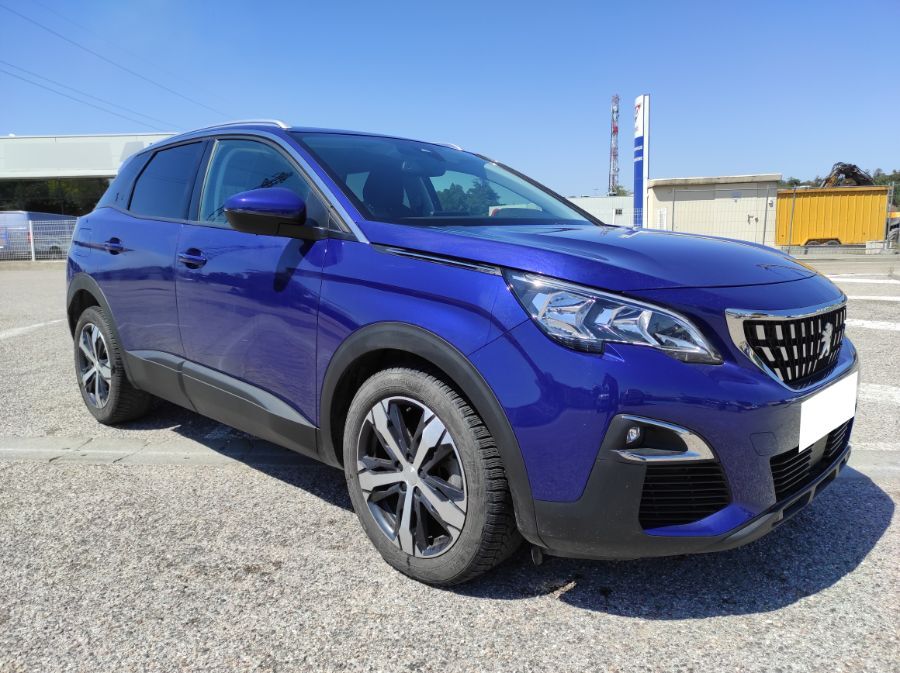 PEUGEOT 3008 1.5 BLUEHDI 130 ACTIVE