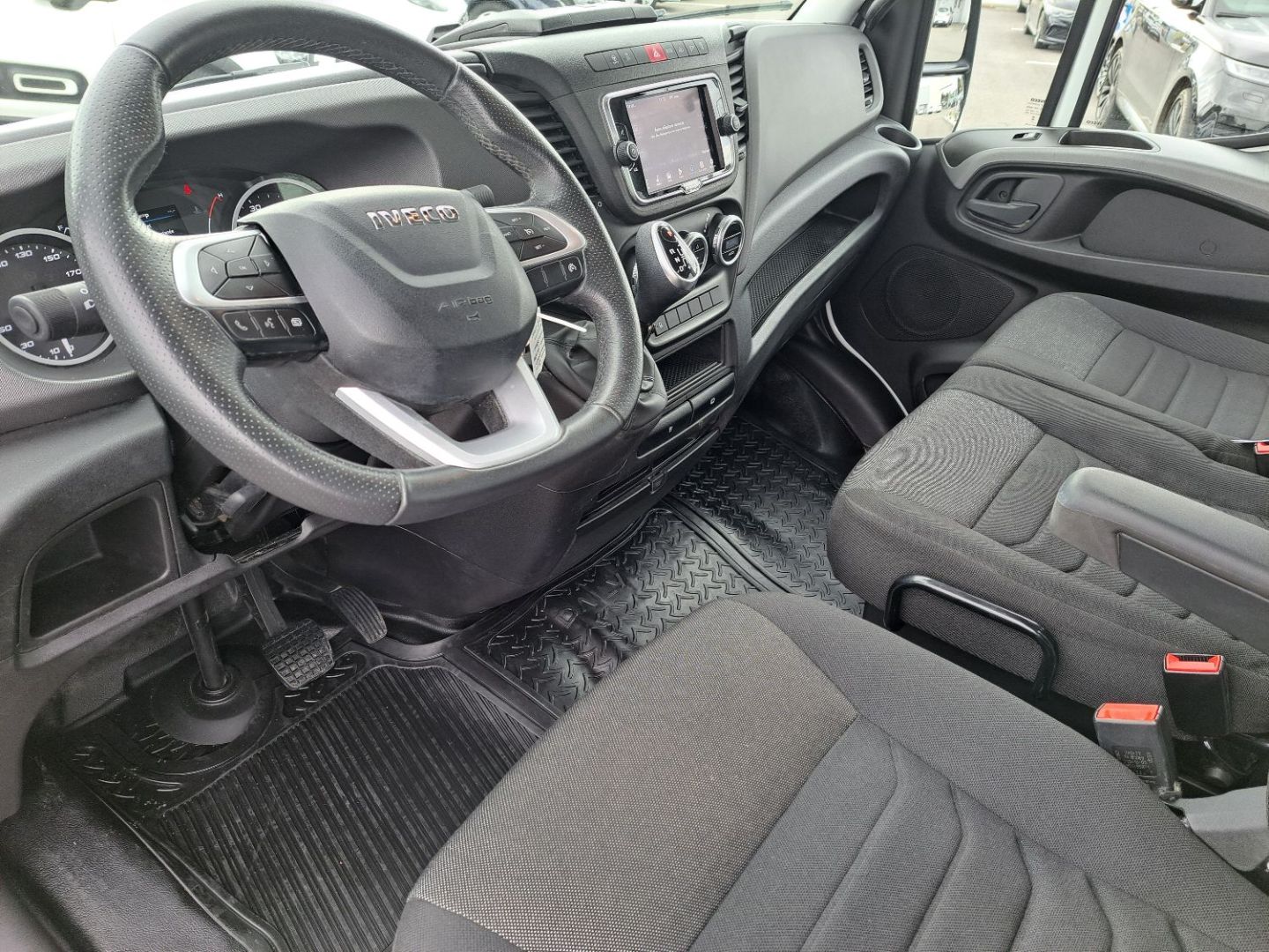 IVECO DAILY PLATEAU - 35C18 A8 180CV 3L ALU 3M80