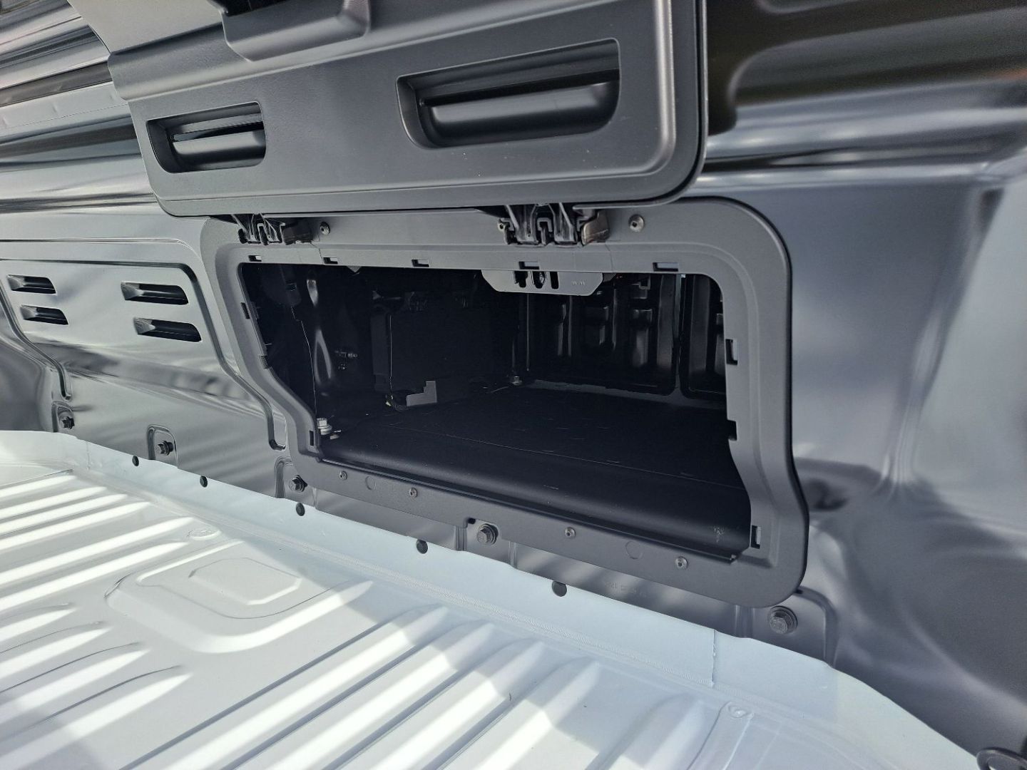 RENAULT TRAFIC FOURGON - L1H1 3T BLUE DCI 150 GSR2 RED EDITION PLUS